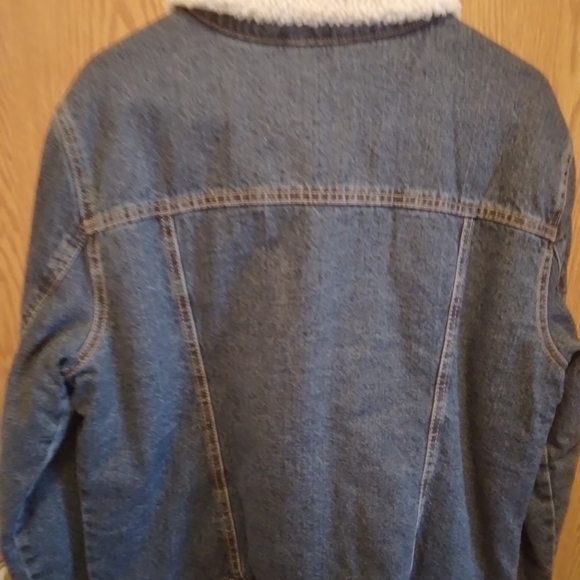 Time true coat - Picture 3 of 3